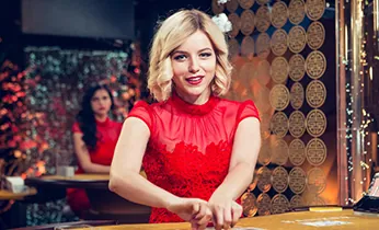 Hình ảnh đội ngũ hỗ trợ 68win11 đang làm việc